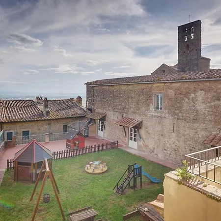 Apartment Domus Cortonensis Cortona